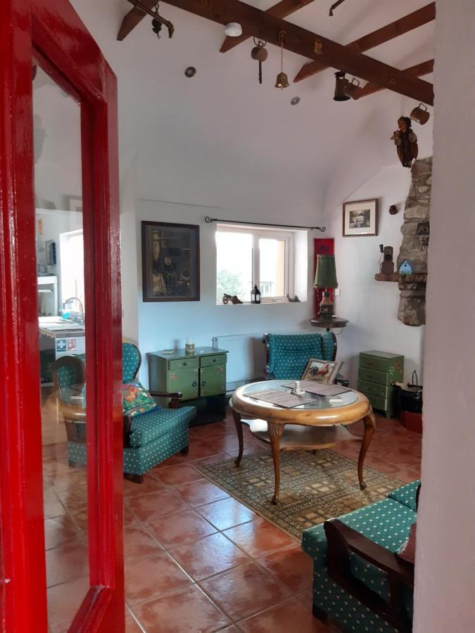 Back2Roots - Beautifully Restored Cottage, Doochary מראה חיצוני תמונה